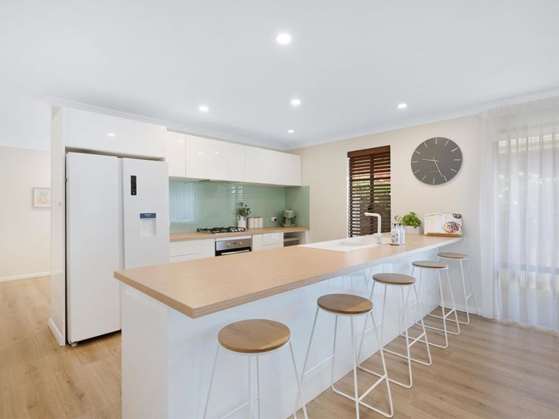 9 Monarch Gate, Success