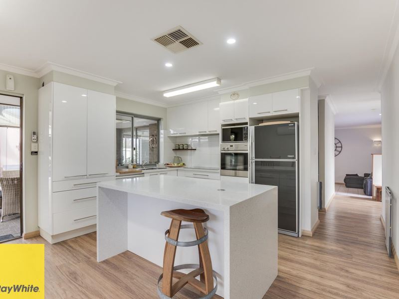 38 Burnham Way, Girrawheen
