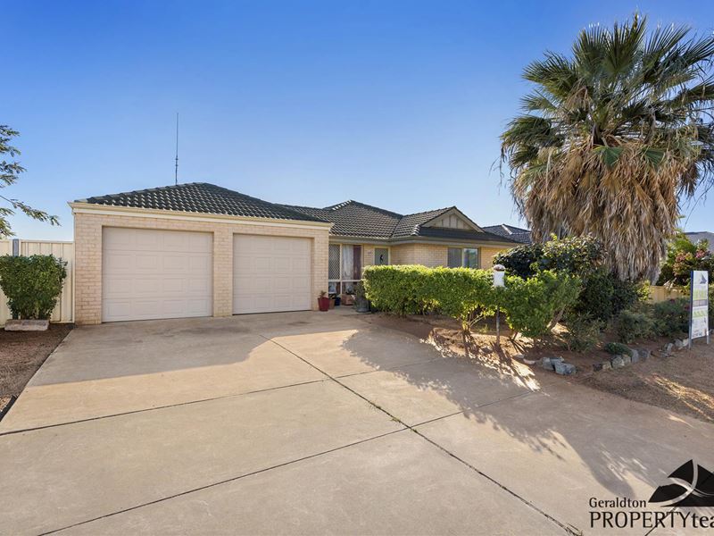 10 Stillwater Avenue, Drummond Cove