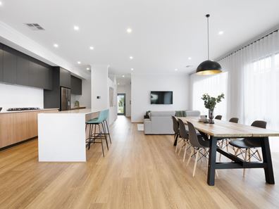 8 Entwistle Way, Aveley WA 6069