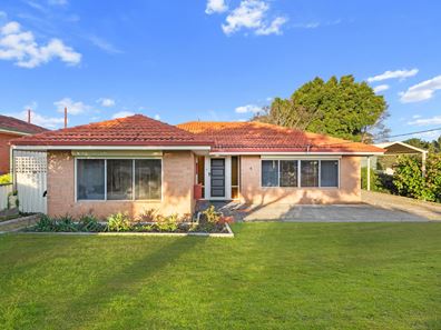 6 Worrall Court, Orelia WA 6167