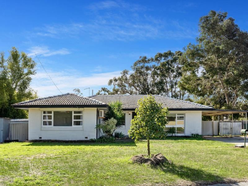 25 Hollybush Way, Kelmscott