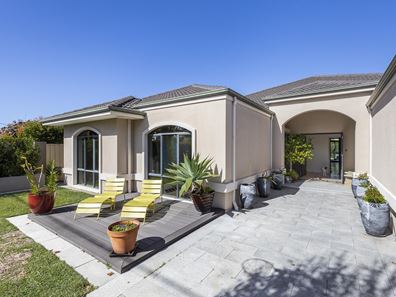 40 Howes Crescent, Dianella WA 6059
