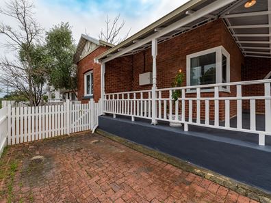 1/170 Shepperton Road, Victoria Park WA 6100