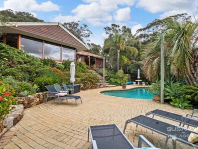 34 Lenori Road, Gooseberry Hill WA 6076