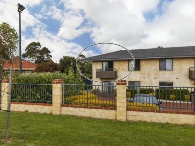 18/30 Lorraine Place, Hamilton Hill