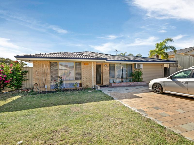 11 Fragrant Gardens, Mirrabooka