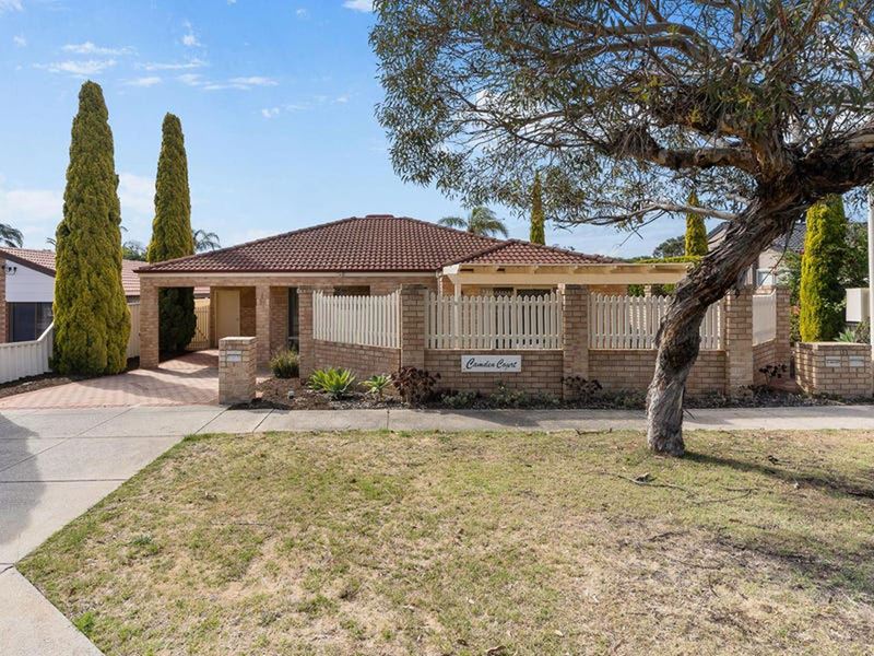 1/11 Camden Street, Dianella