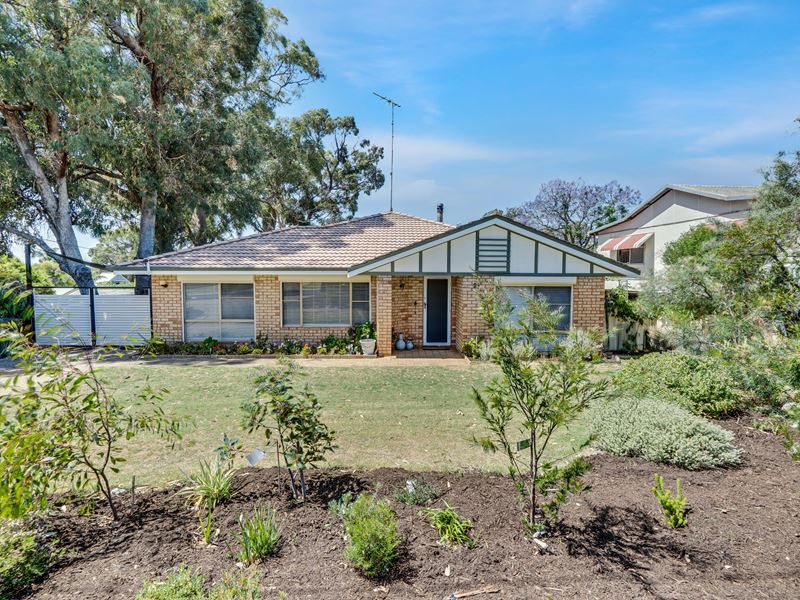 27 Corinna Street, Falcon