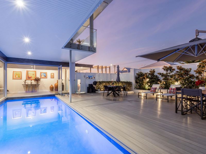 22 Margaret Street, Watermans Bay