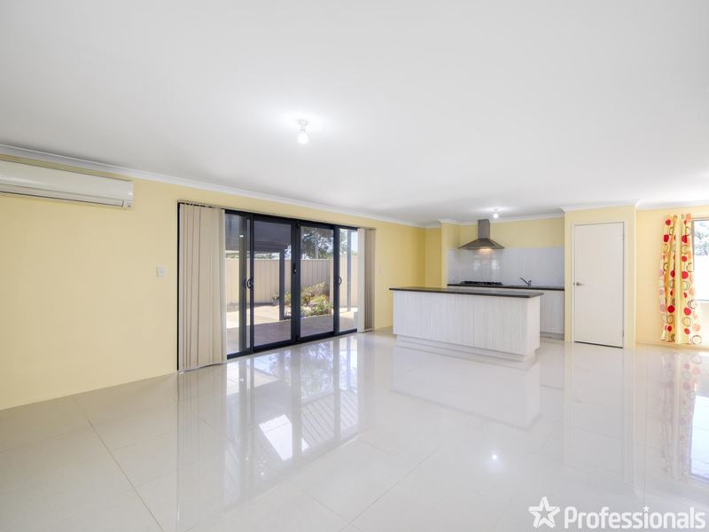 2 Korad Terrace, Forrestfield