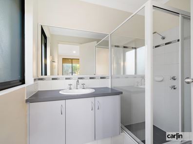 6 Lamar Court, Success WA 6164