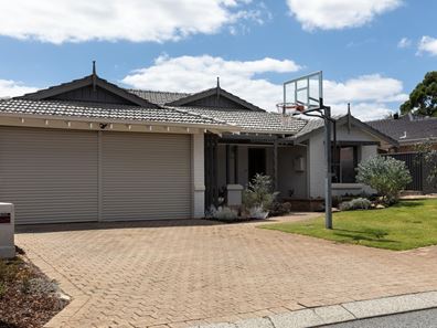 13 Quirk Dale, Winthrop WA 6150