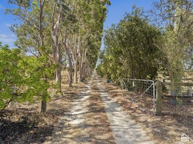 1233 Karnup Road, Serpentine WA 6125