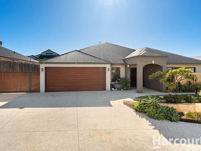 12 Torwood Edge, Halls Head WA 6210