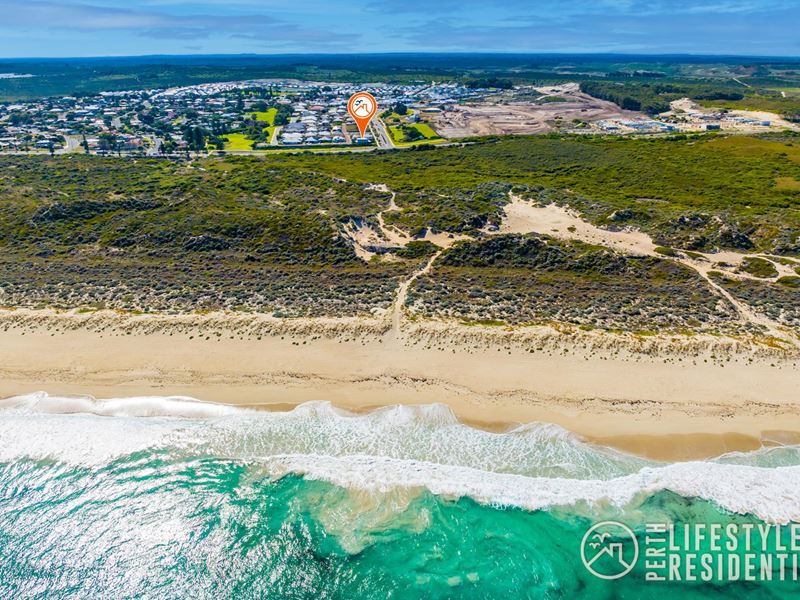 17 Abrolhos Close, Two Rocks WA 6037