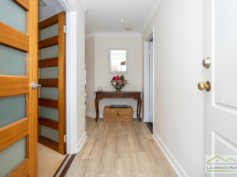 6 Upham Brace, Butler
