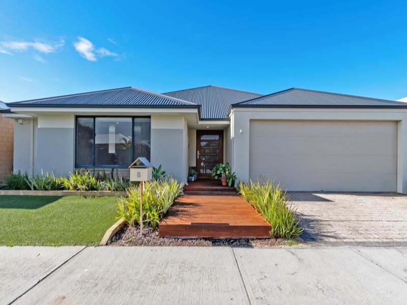 8 Azul Way, Eglinton