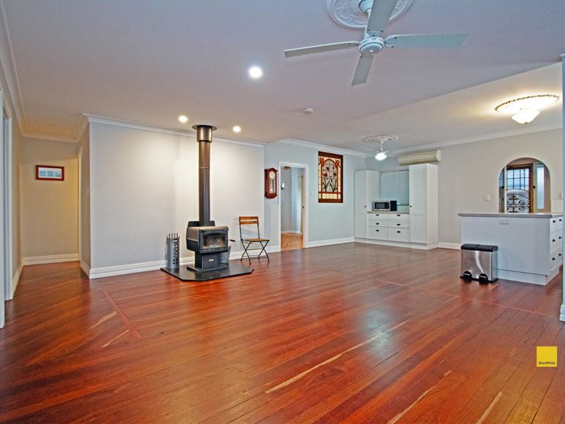 23 Elizabeth Way, Jurien Bay