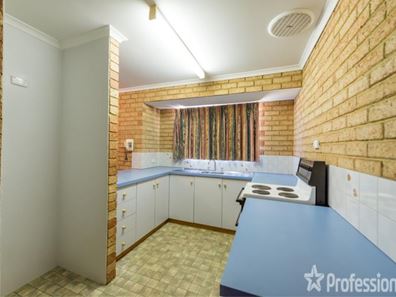 2/222 Willcock Drive, Mahomets Flats WA 6530