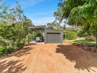 32 Grahame Street, Mount Helena WA 6082