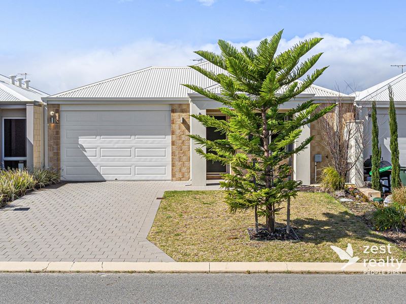 10 Woolibar Road, Golden Bay