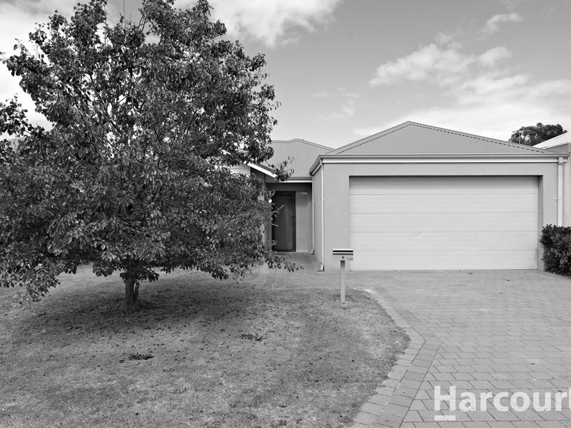 9 Butcherbird Loop, Erskine WA 6210