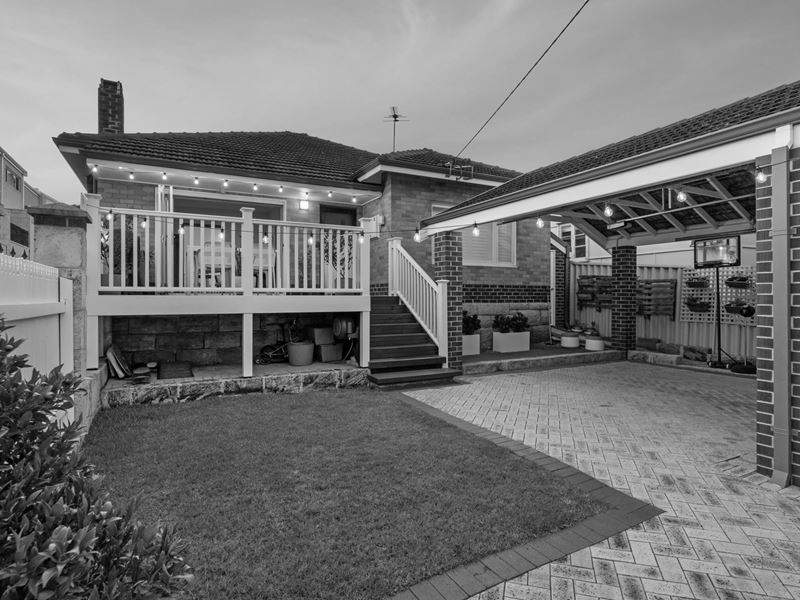 171 Woodside Street, Doubleview