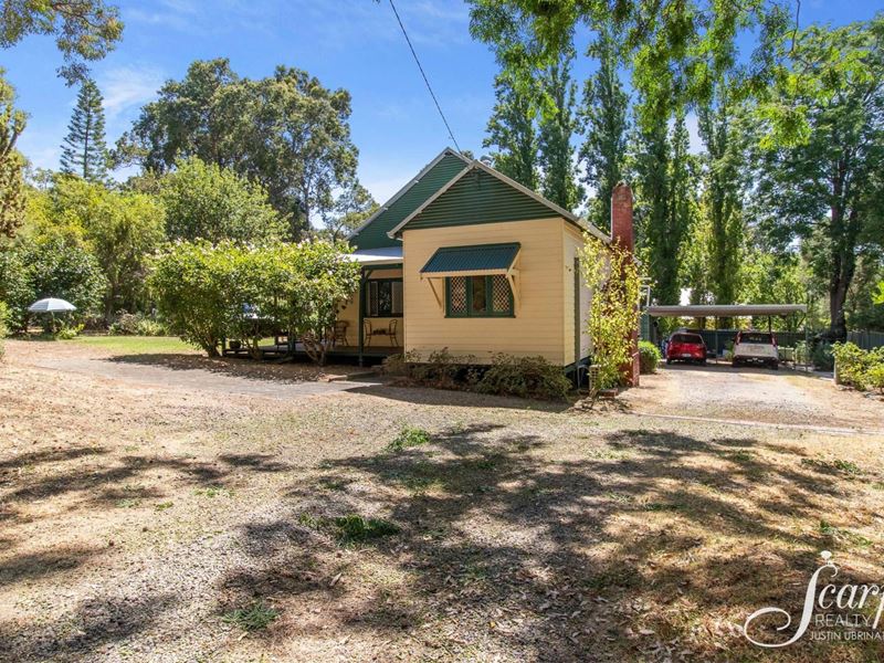 1 Broadway Road, Bickley
