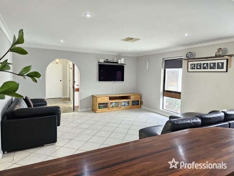 44 Salmon Gum Rise, Willetton