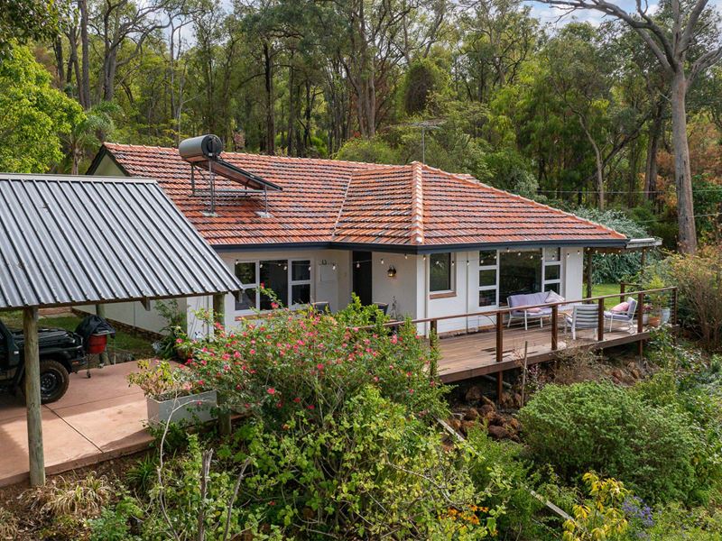 36 Norman Road, Roleystone WA 6111