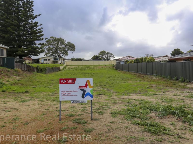 13a Phyllis Street, Castletown