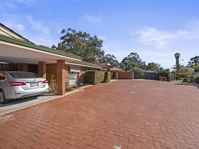 3/7 Conifer Close, Ballajura WA 6066