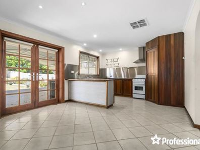 55 Dorothy Street, Geraldton WA 6530