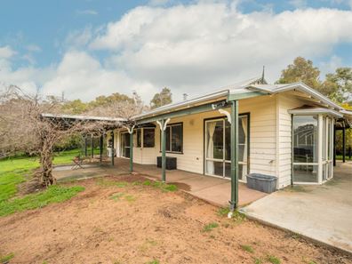 44 Reservoir Street, Chidlow WA 6556