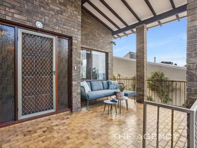 9 Bentley Street, Hamersley WA 6022