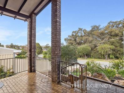 9 Bentley Street, Hamersley WA 6022