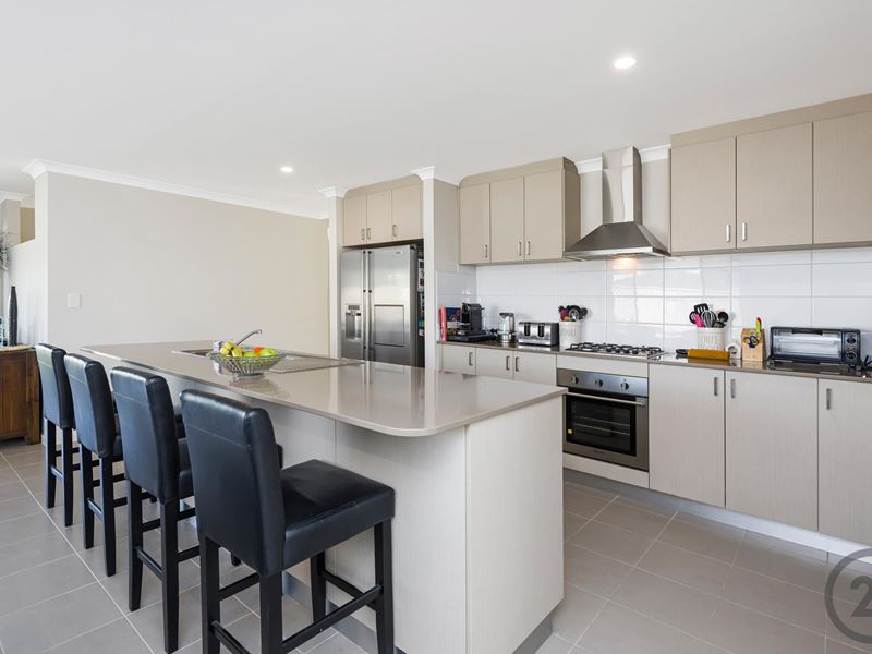 16 Headingley Link, Meadow Springs