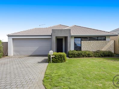 16 Headingley Link, Meadow Springs WA 6210