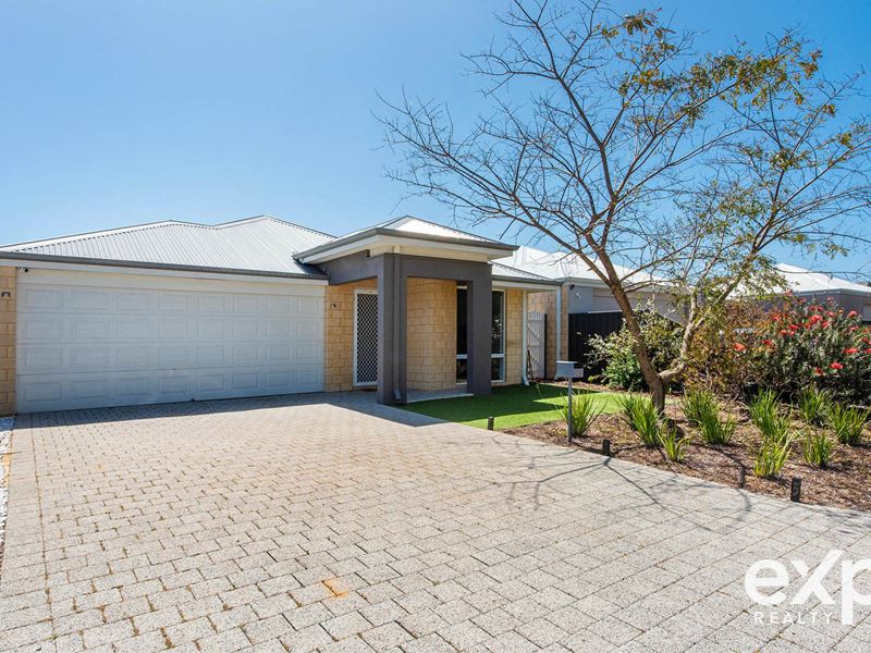15 Jinatong Loop, Dawesville