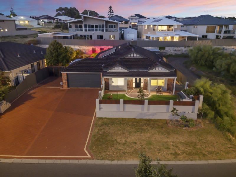 138 Lagoon Drive, Yanchep