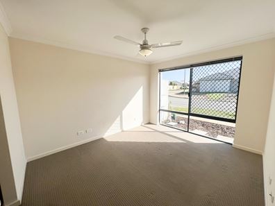 9 Lazuli Rise, Wellard WA 6170