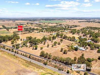 85 George  Road, Waroona WA 6215