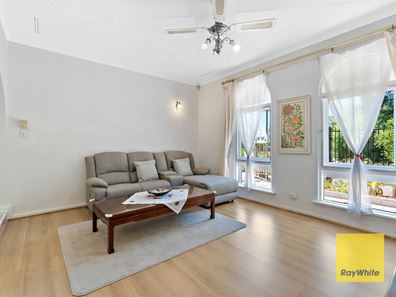 15 Pembury Road, Thornlie WA 6108