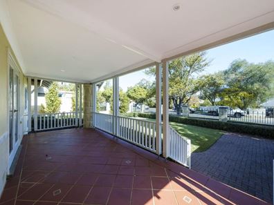 24 Doonan Road, Nedlands WA 6009