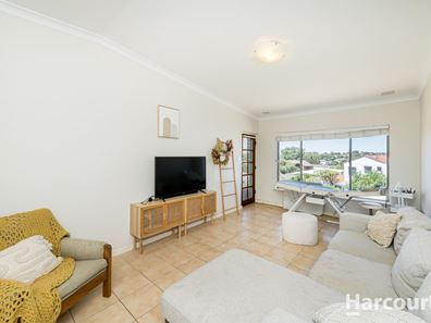 23/64 Stanley Street, Scarborough WA 6019