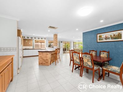 11 McCrae Pass, Canning Vale WA 6155