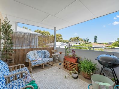 15/38 Lake Street, Rockingham WA 6168