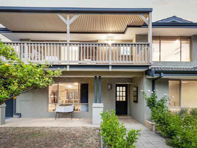 45 Mawson Crescent, Hillarys