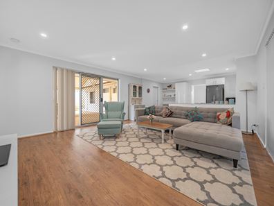 18 Beaumont Way, Greenwood WA 6024